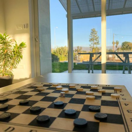 הבית הלבן בכפר בלום Villa Bagian luar foto