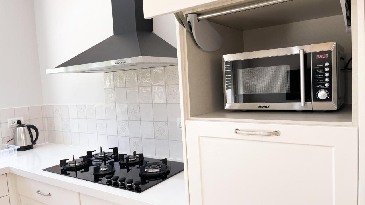 הבית הלבן בכפר בלום Villa Bagian luar foto